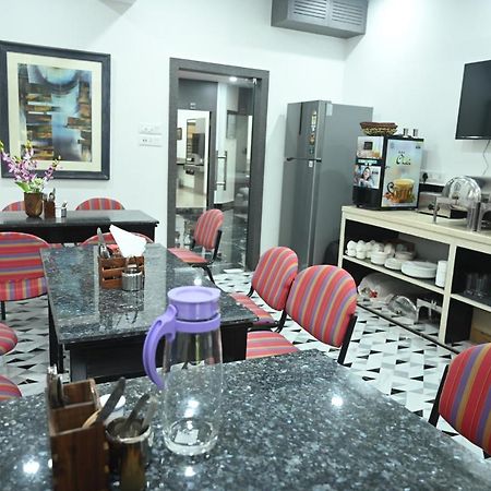 Elgin Suites 加尔各答 外观 照片